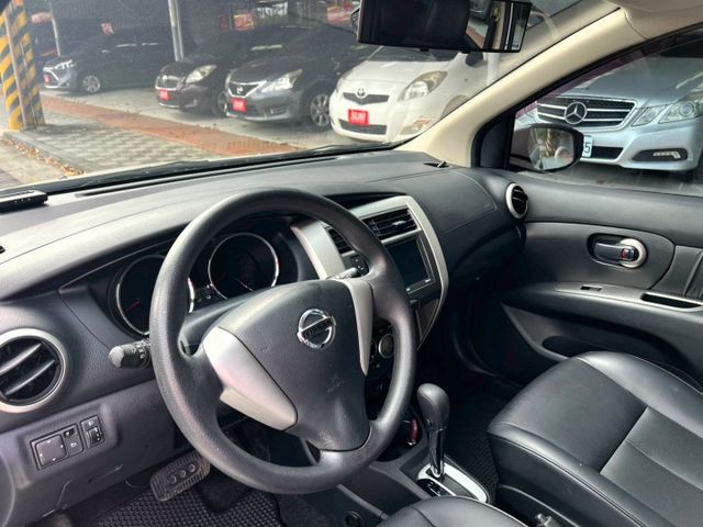 2018年型式.跨界轎旅車.一手車.恆溫.導航.倒車影像.頂級豪華/里程保證/原廠保養紀錄  第5張相片