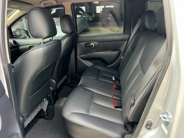 2018年型式.跨界轎旅車.一手車.恆溫.導航.倒車影像.頂級豪華/里程保證/原廠保養紀錄  第7張相片