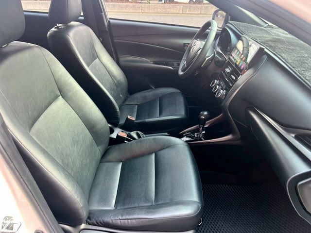 暢銷熱門鴨.最頂級頂配運動S版.一手女用.快撥換檔.車道置中.影音導航.超多配備.原廠保養紀錄.  第12張相片