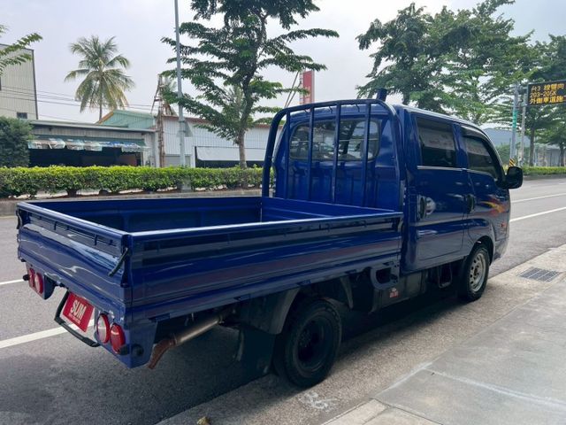 新五期暢銷柴油貨車.一手車.雙廂6人座.幫你賺大錢的好幫手/引擎乾淨無漏油.里程保證  第3張相片