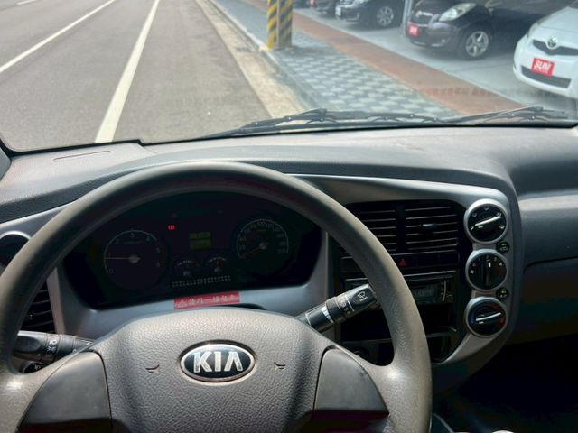 新五期暢銷柴油貨車.一手車.雙廂6人座.幫你賺大錢的好幫手/引擎乾淨無漏油.里程保證  第11張相片