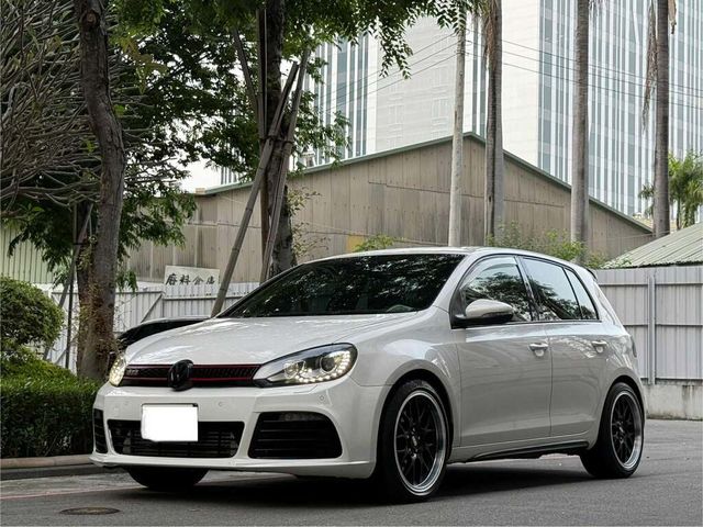 VOLKSWAGEN福斯 GOLF GTI  第1張相片