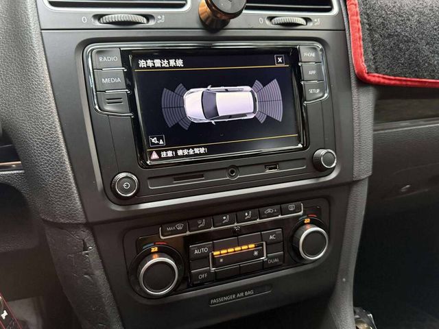 VOLKSWAGEN福斯 GOLF GTI  第6張相片
