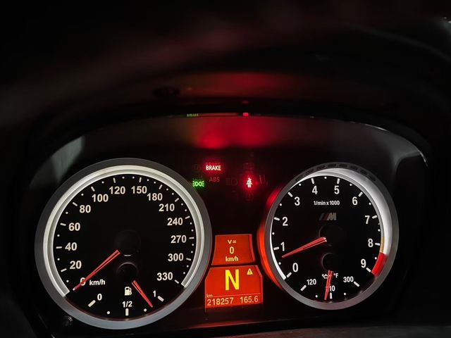 BMW寶馬 M3  第6張相片