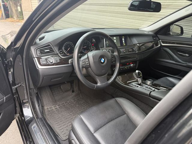 BMW寶馬 520I  第6張相片