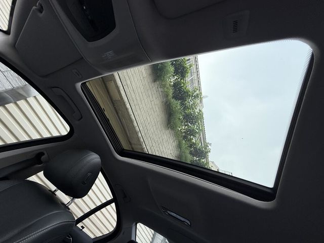 BMW寶馬 520I  第10張相片