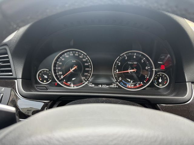 BMW寶馬 520I  第11張相片