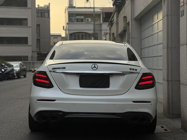M-BENZ賓士 E43 AMG  第4張相片