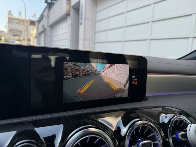 M-BENZ賓士 CLA250  第12張相片