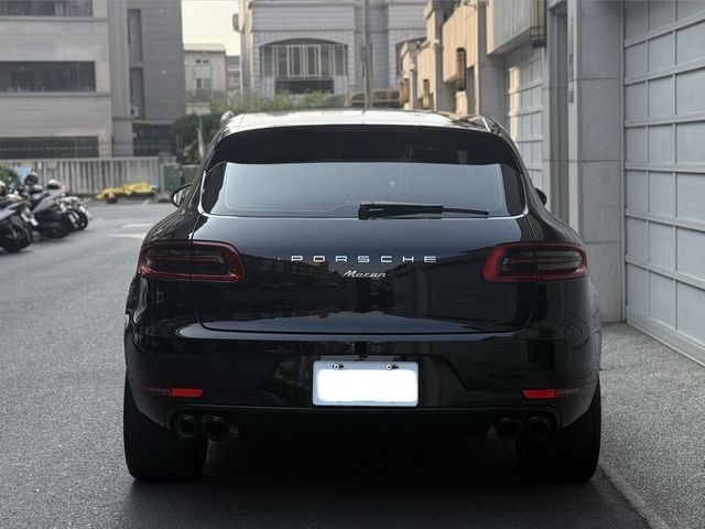 PORSCHE保時捷 MACAN  第4張相片