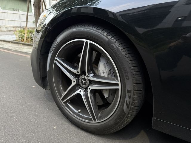 M-BENZ賓士 E300  第3張相片