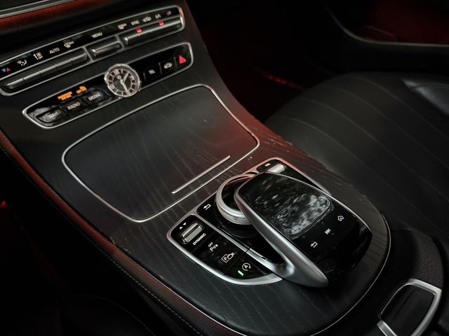 M-BENZ賓士 E300  第10張相片