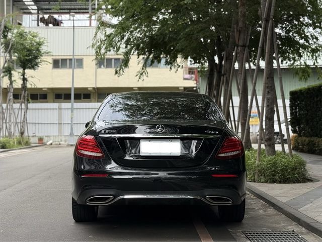 M-BENZ賓士 E350  第4張相片
