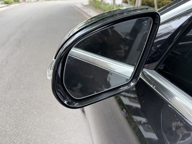 M-BENZ賓士 E350  第7張相片