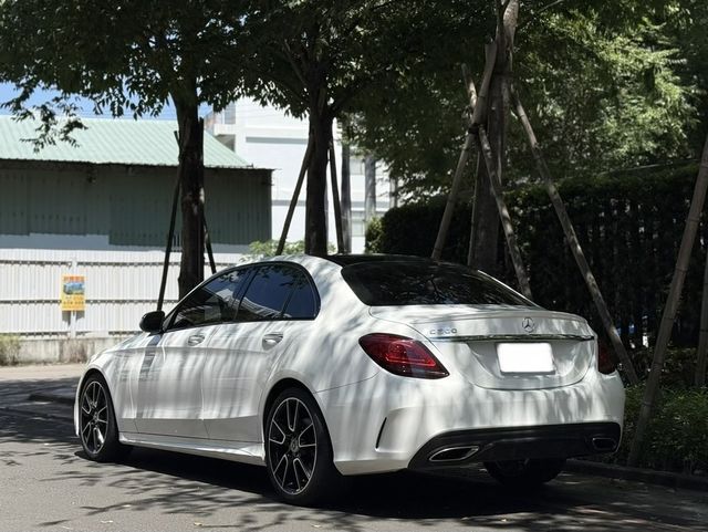 M-BENZ賓士 C300  第2張相片