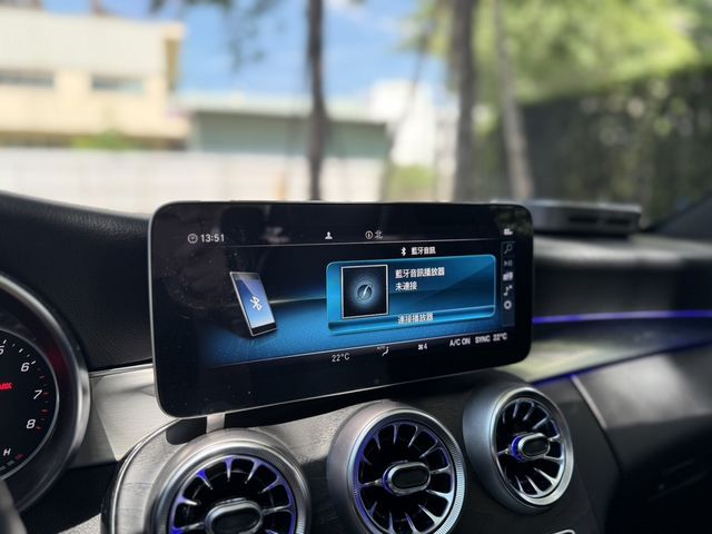 M-BENZ賓士 C300  第13張相片