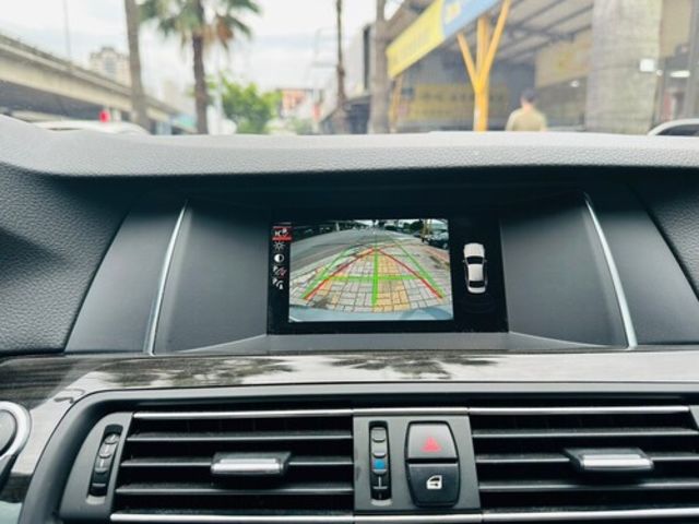 BMW寶馬 520I  第5張相片