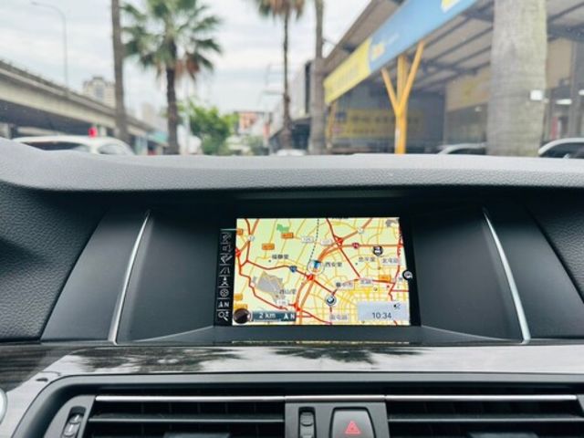 BMW寶馬 520I  第7張相片