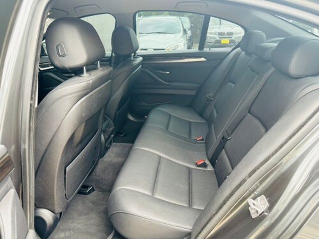 BMW寶馬 520I  第10張相片