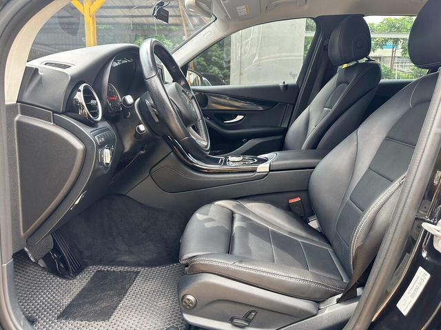 M-BENZ賓士 GLC220D  第3張相片