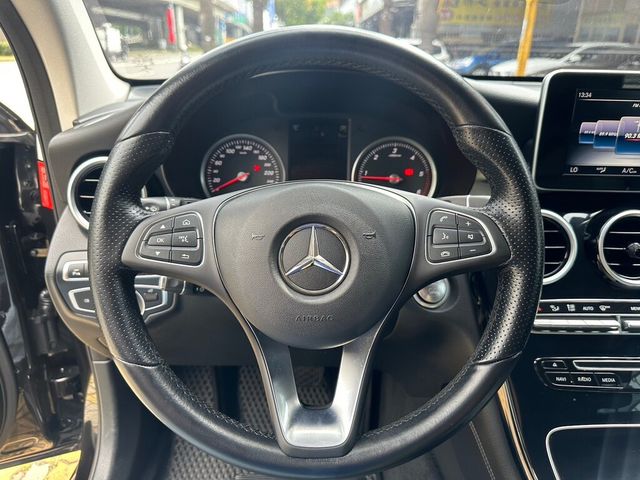 M-BENZ賓士 GLC220D  第4張相片