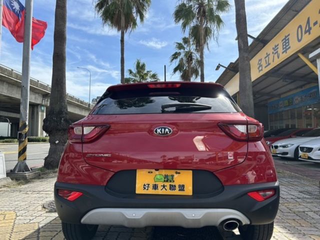 KIA起亞 STONIC  第14張相片