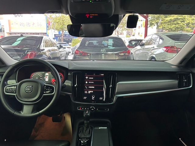 VOLVO富豪 S90  第9張相片