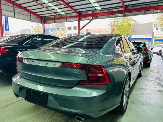 VOLVO富豪 S90  第13張相片