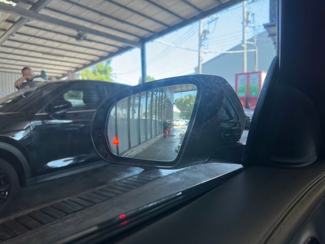 M-BENZ賓士 E220D  第12張相片