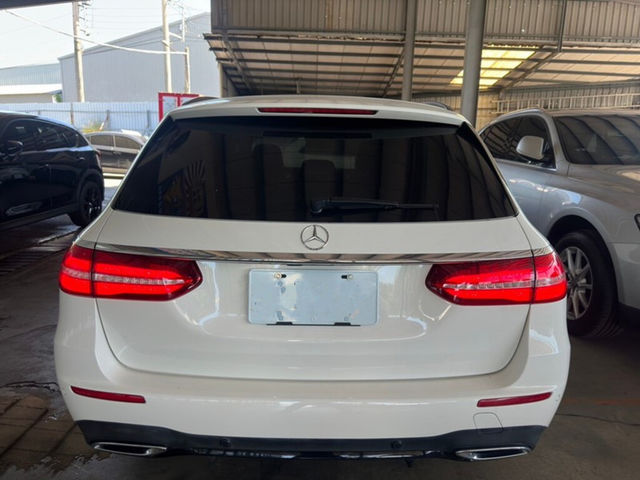 M-BENZ賓士 E220D  第19張相片
