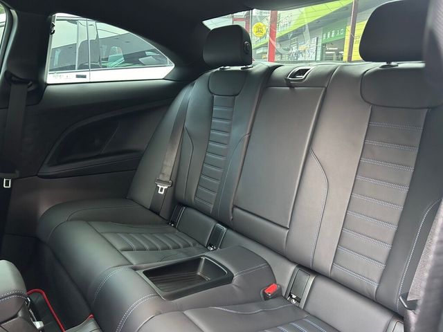 BMW寶馬 M240I  第16張相片