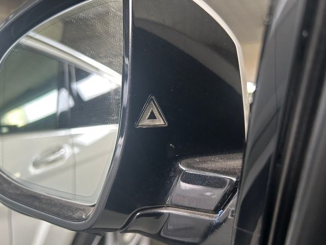 BMW寶馬 X4 XDRIVE35I  第13張相片