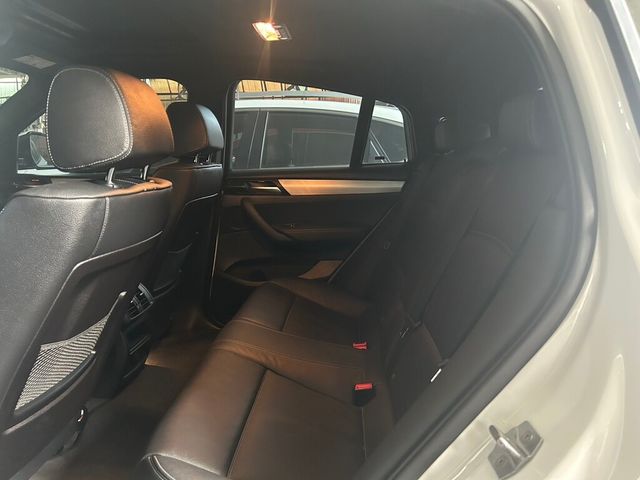 BMW寶馬 X4 XDRIVE35I  第15張相片