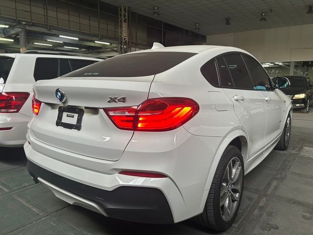 BMW寶馬 X4 XDRIVE35I  第19張相片