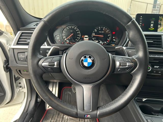 BMW寶馬 330I  第4張相片