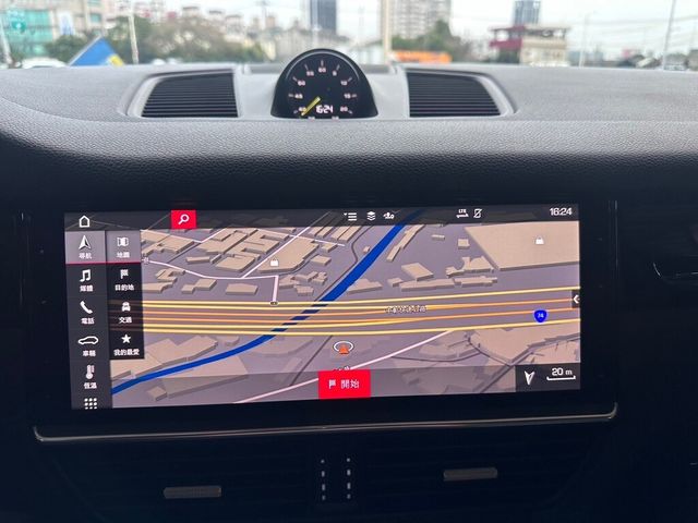 PORSCHE保時捷 CAYENNE  第6張相片