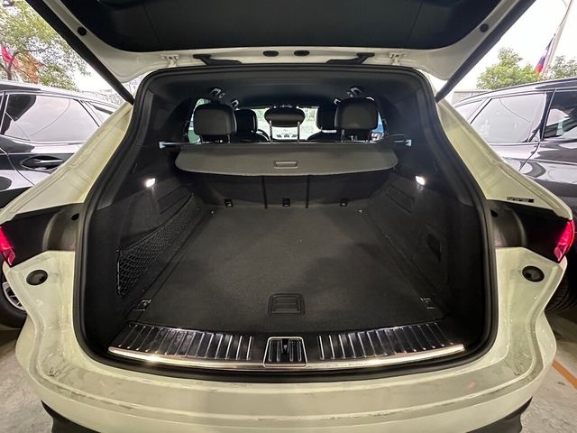 PORSCHE保時捷 CAYENNE  第16張相片