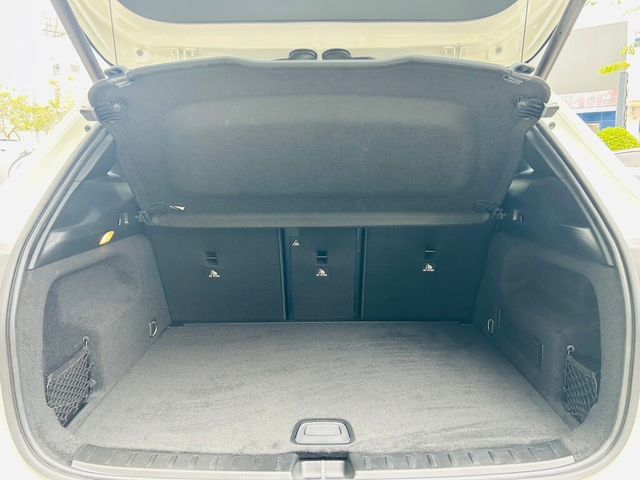 M-BENZ賓士 GLA250  第17張相片