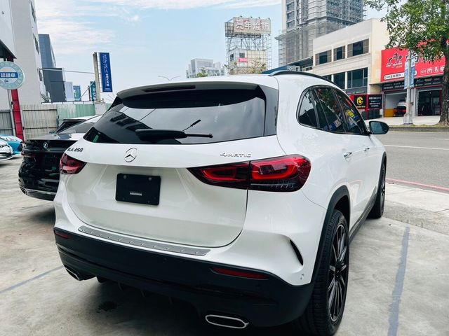 M-BENZ賓士 GLA250  第20張相片