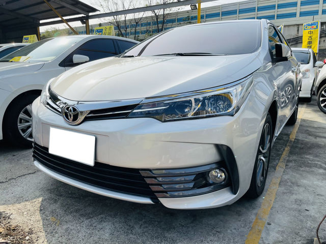 TOYOTA豐田 ALTIS  第1張相片