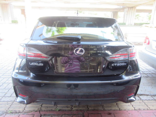 LEXUS凌志 CT200H  第13張相片