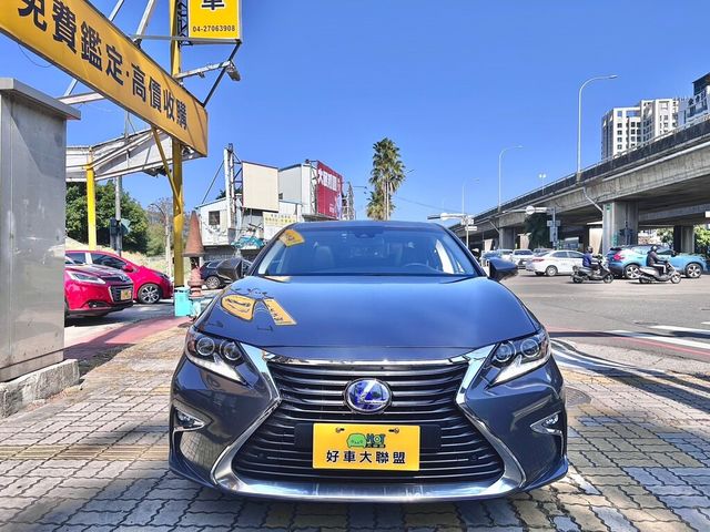 LEXUS凌志 ES300H  第1張相片