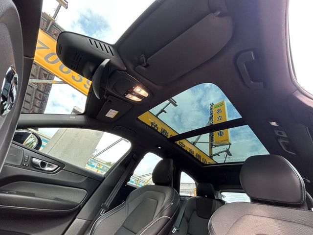 VOLVO富豪 XC60  第10張相片