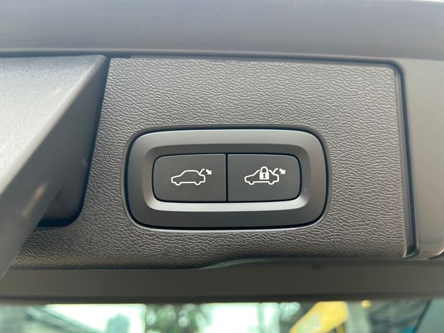 VOLVO富豪 XC60  第18張相片