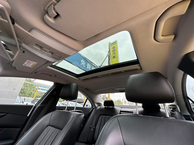 M-BENZ賓士 CLS350  第14張相片