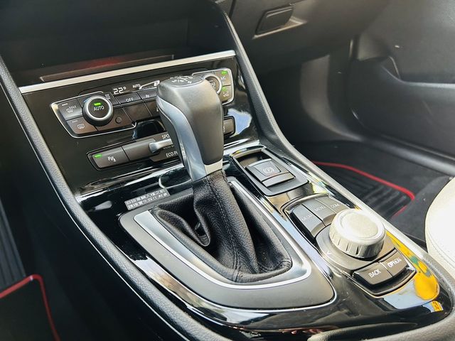 BMW寶馬 218I  第7張相片