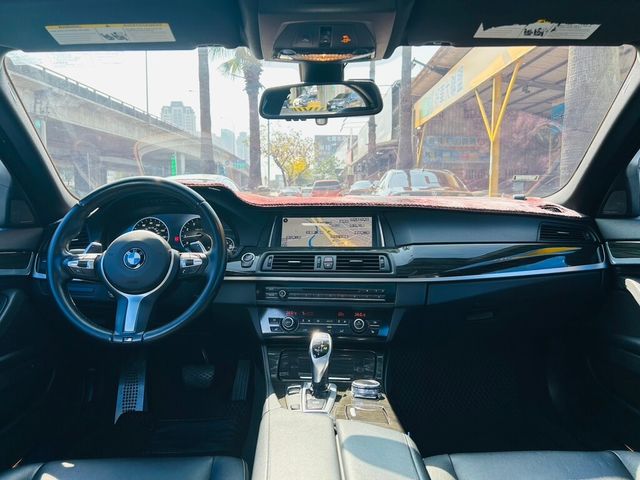 BMW寶馬 528I  第14張相片