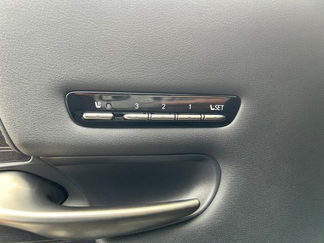 LEXUS凌志 LS350  第6張相片