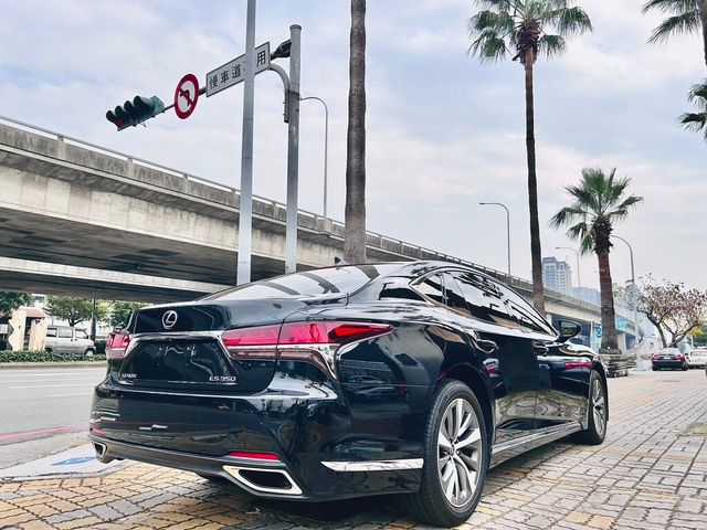 LEXUS凌志 LS350  第20張相片