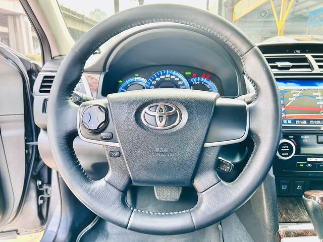 TOYOTA豐田 CAMRY HYBRID  第4張相片
